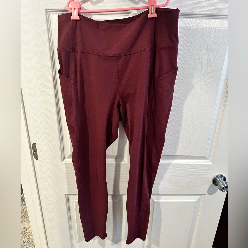 Fabletics PureLuxe Burgundy Active leggings